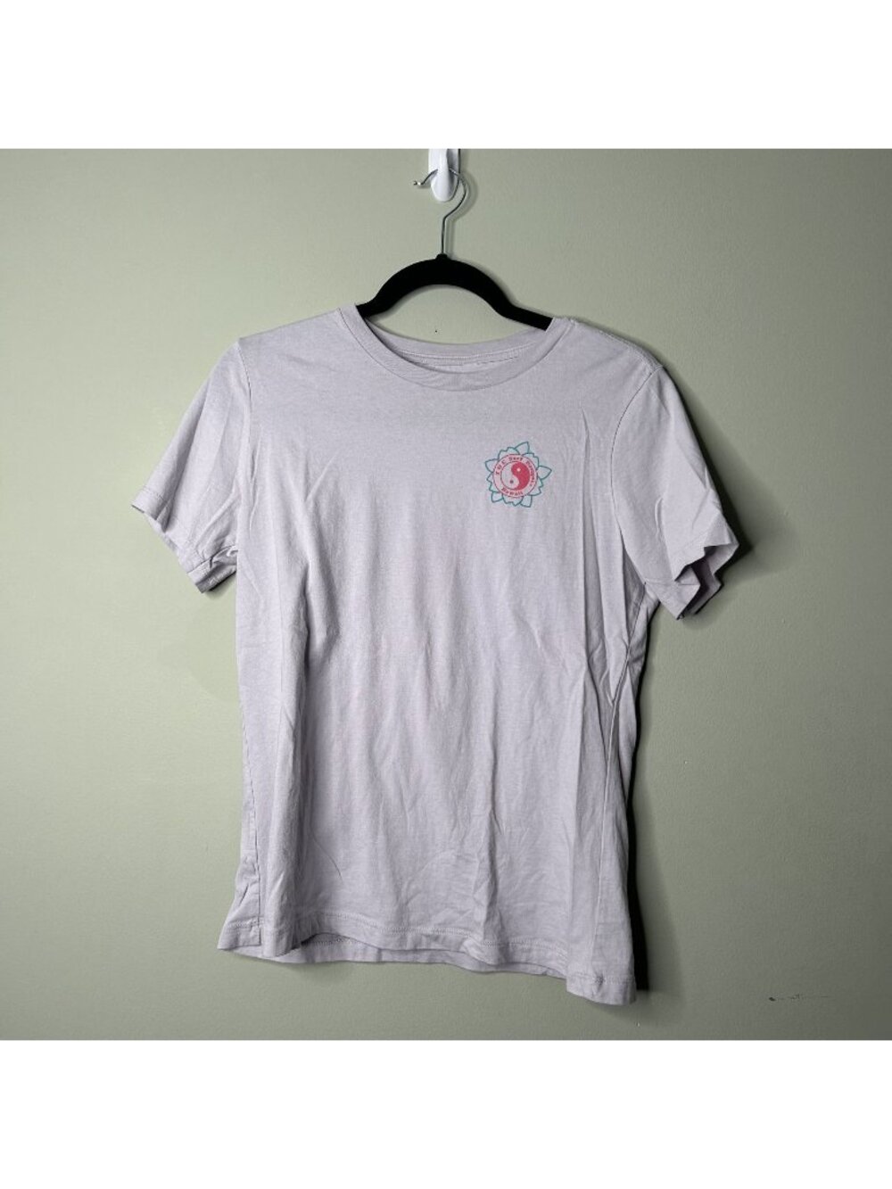 T&C Hawaii T-Shirt White Short Sleeve Koi Fish T-Shirt Women's Size Medium M